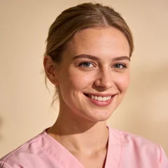 Klaudia — polskojęzyczna konsultantka